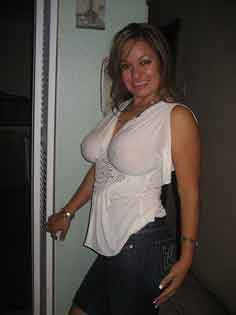rich female looking for men in Fort Atkinson, Wisconsin