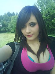 a sexy woman from North Bend, Oregon
